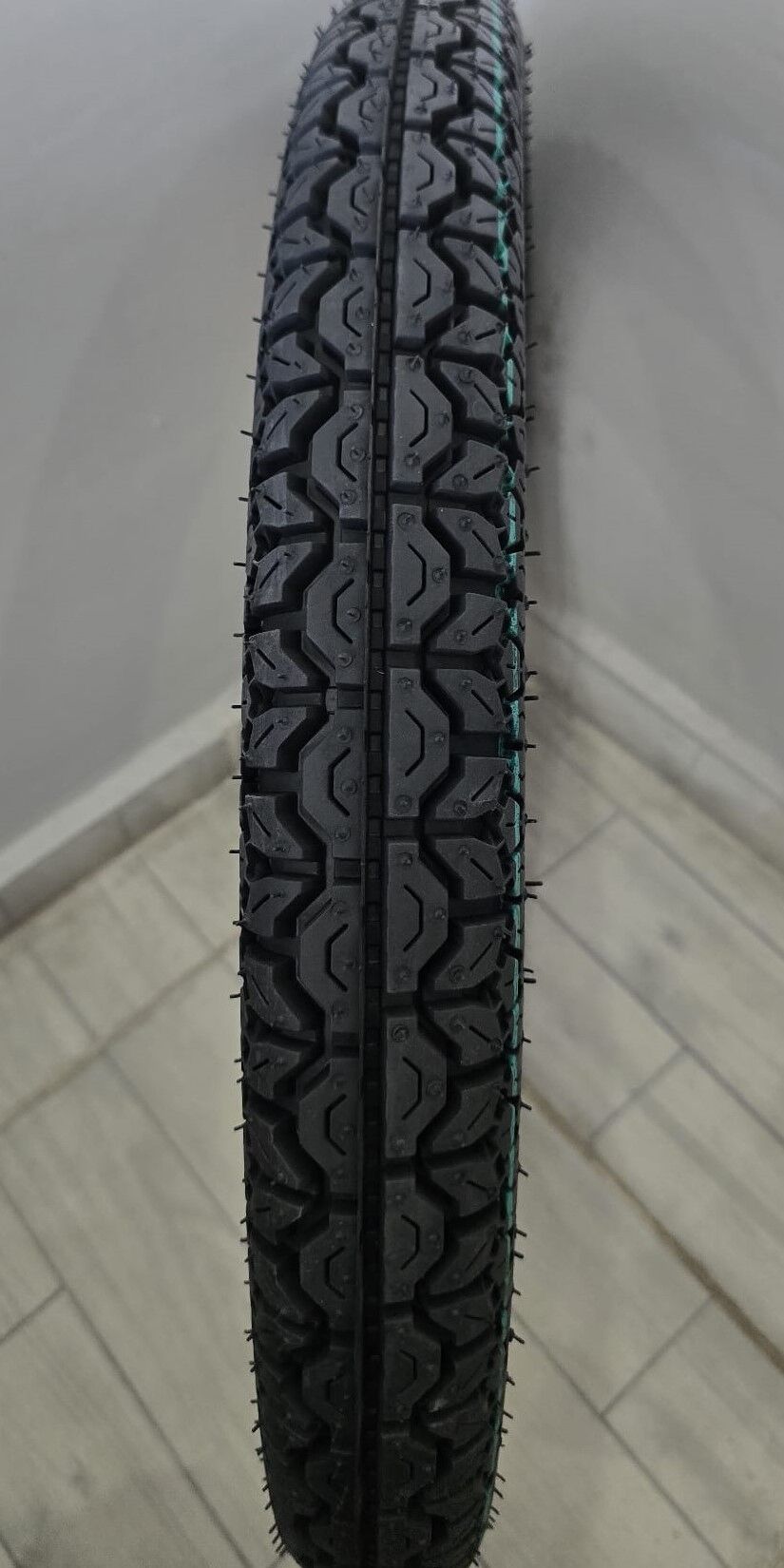 275-18 TUBE TYPE MAXRIDE MOTORSİKLET LASTİK